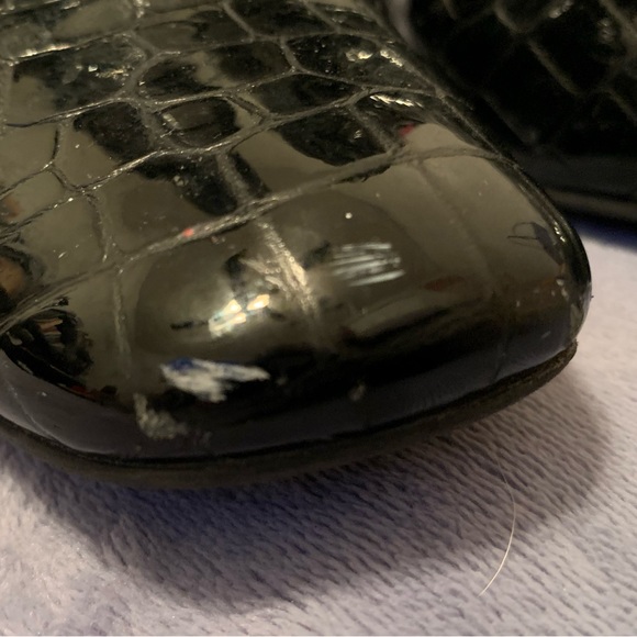 Stuart Weitzman Croc Embossed Leather Ankle Boots| Size 5 - Picture 7 of 11